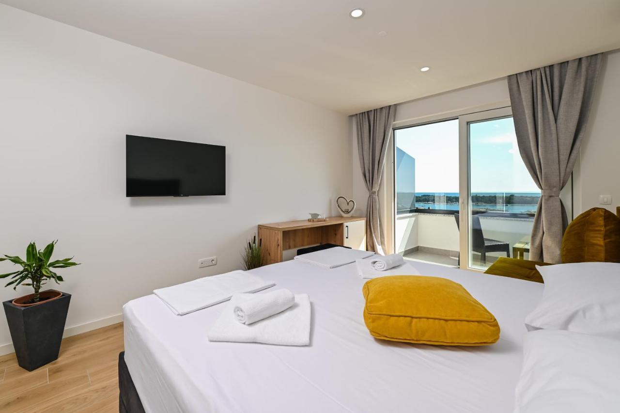 Pansion Comfort Lepar Novalja Exterior photo